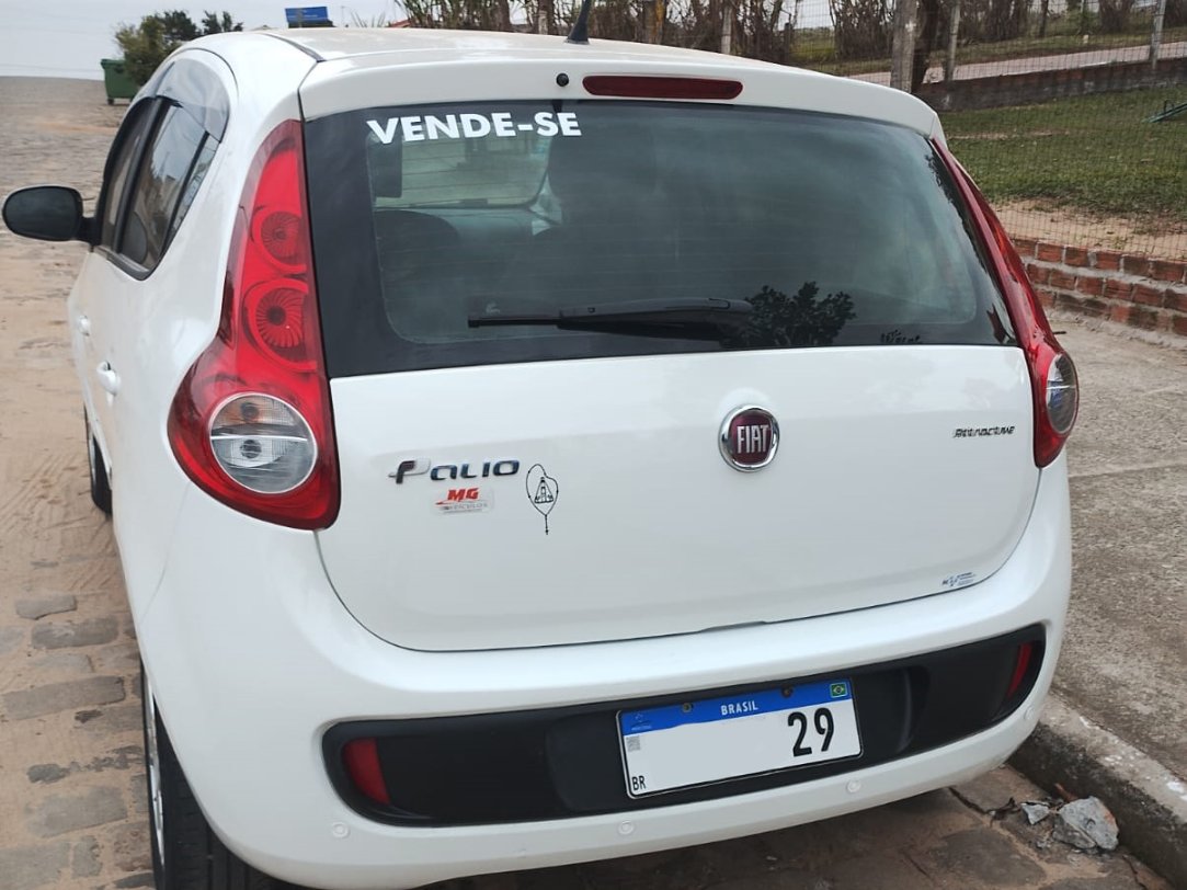 Fiat Palio Attractive 1.0